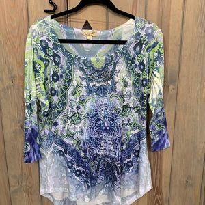 One World X-Large top